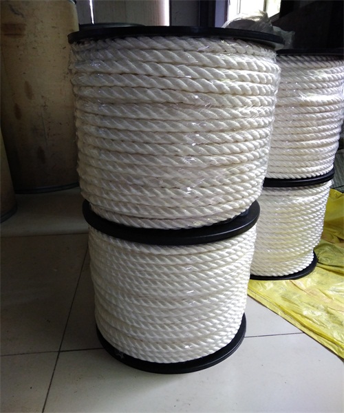 Polypropylene 3 strand rope